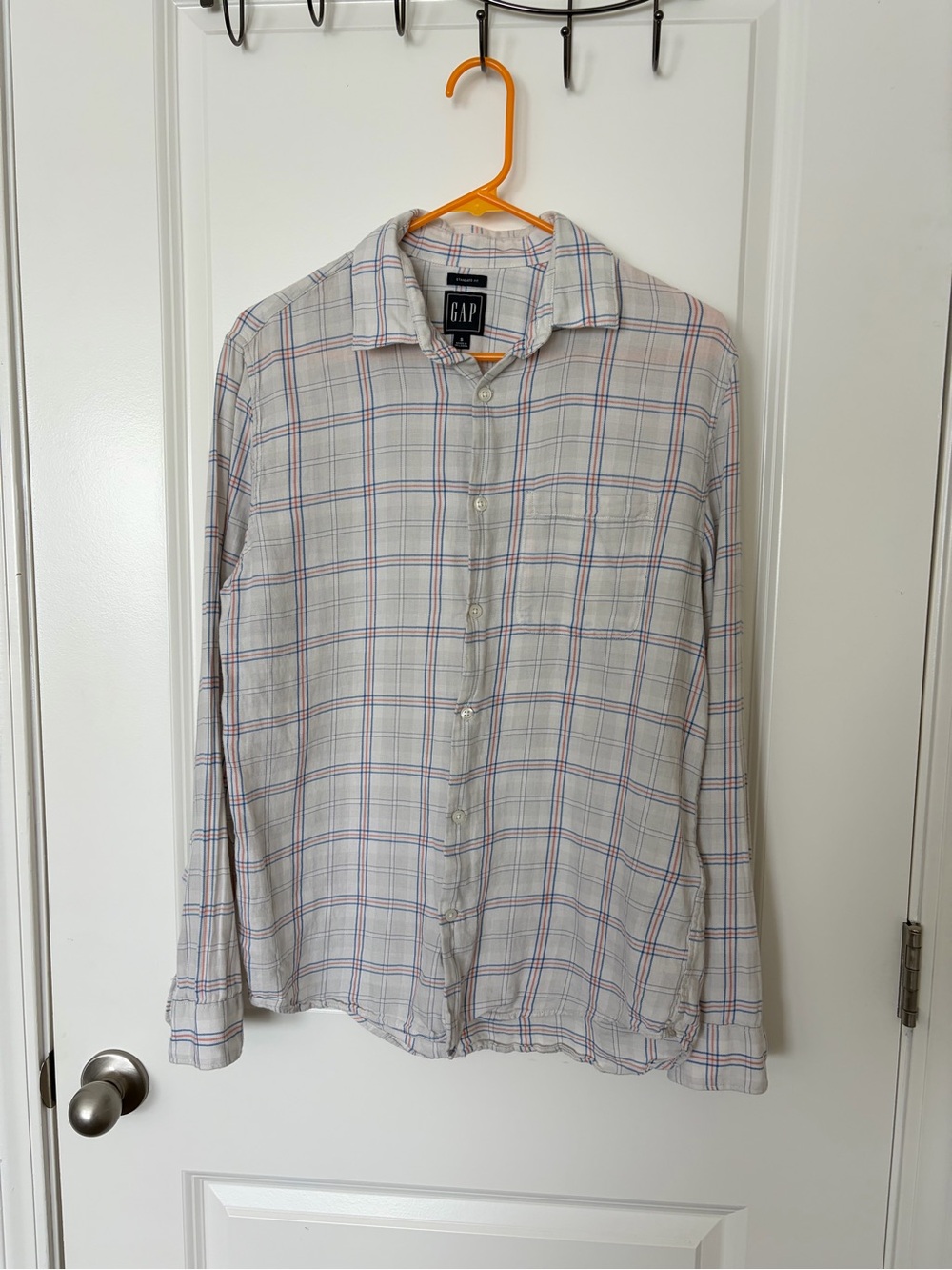 GAP White Plaid Button-Down Shirt